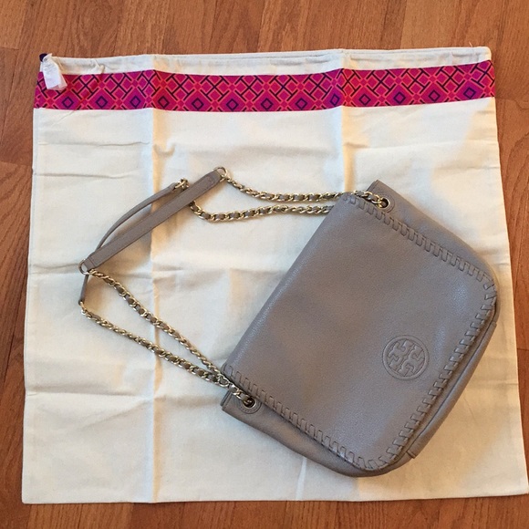 Tory Burch Handbags - BNWOT TORY BURCH LARGE DUST BAG